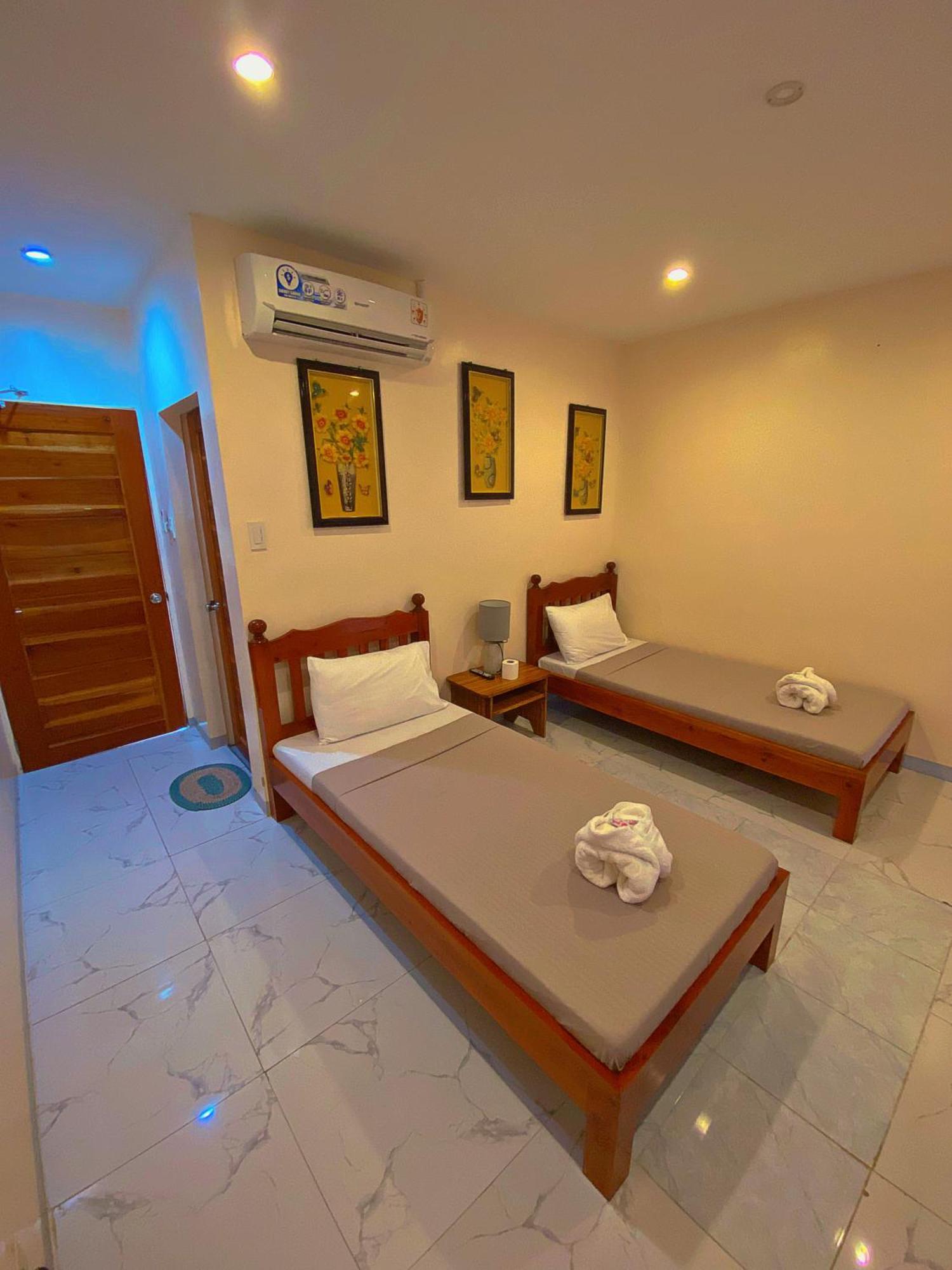 Elnora Delmar Travellers Inn Siquijor Εξωτερικό φωτογραφία